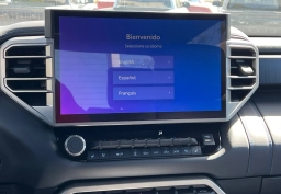 Toyota Tundra 4WD Platinum CrewMax 5.5' Bed (Natl) 2026