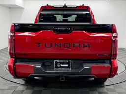 Toyota Tundra 4WD Platinum Hybrid CrewMax 5.5' Bed (Natl) 2026