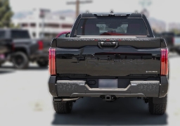 Toyota Tundra 4WD TRD Pro Hybrid CrewMax 5.5' Bed (Natl) 2026