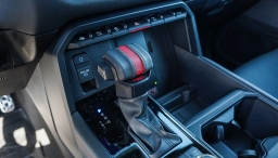 Toyota Tundra 4WD TRD Pro Hybrid CrewMax 5.5' Bed (Natl) 2026