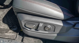 Toyota Tundra 4WD TRD Pro Hybrid CrewMax 5.5' Bed (Natl) 2026