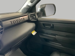 Toyota Tundra 4WD TRD Pro Hybrid CrewMax 5.5' Bed (Natl) 2026