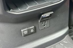 Toyota Tundra 4WD TRD Pro Hybrid CrewMax 5.5' Bed (Natl) 2026