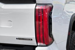 Toyota Tundra 4WD TRD Pro Hybrid CrewMax 5.5' Bed (Natl) 2026