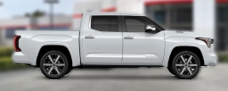 Toyota Tundra 4WD Capstone Hybrid CrewMax 5.5' Bed (Natl) 2026
