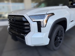 Toyota Tundra 4WD Limited CrewMax 5.5' Bed (Natl) 2026