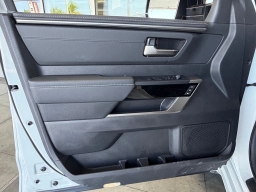 Toyota Tundra 4WD Limited CrewMax 5.5' Bed (Natl) 2026