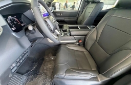 Toyota Tundra 4WD Limited CrewMax 5.5' Bed (Natl) 2026