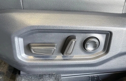 Toyota Tundra 4WD Limited CrewMax 5.5' Bed (Natl) 2026