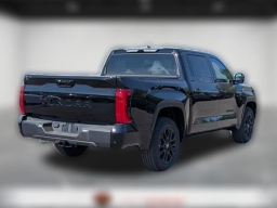 Toyota Tundra 4WD Limited CrewMax 5.5' Bed (Natl) 2026