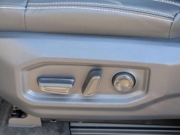Toyota Tundra 4WD Limited CrewMax 5.5' Bed (Natl) 2026