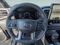 Toyota Tundra 4WD Limited CrewMax 5.5' Bed (Natl) 2026