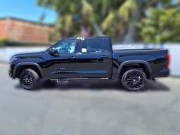 Toyota Tundra 4WD Limited CrewMax 5.5' Bed (Natl) 2026