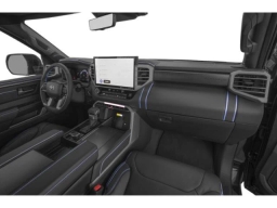 Toyota Tundra 4WD Platinum CrewMax 5.5' Bed (Natl) 2026