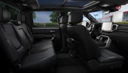 Toyota Tundra 4WD Platinum CrewMax 5.5' Bed (Natl) 2026