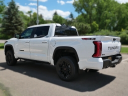 Toyota Tundra 4WD Limited CrewMax 5.5' Bed (Natl) 2026