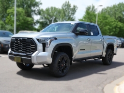 Toyota Tundra 4WD Limited CrewMax 5.5' Bed (Natl) 2026