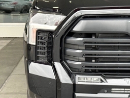 Toyota Tundra 4WD Limited CrewMax 5.5' Bed (Natl) 2026