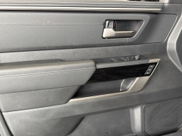 Toyota Tundra 4WD Limited CrewMax 5.5' Bed (Natl) 2026