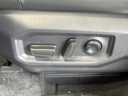 Toyota Tundra 4WD Limited CrewMax 5.5' Bed (Natl) 2026