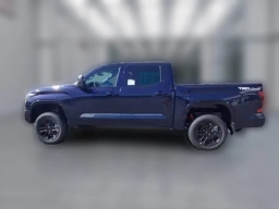 Toyota Tundra 4WD Platinum CrewMax 5.5' Bed (Natl) 2026