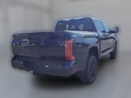 Toyota Tundra 4WD Platinum CrewMax 5.5' Bed (Natl) 2026
