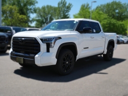 Toyota Tundra 4WD Limited CrewMax 5.5' Bed (Natl) 2026