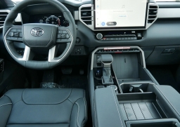 Toyota Tundra 4WD Limited CrewMax 5.5' Bed (Natl) 2026