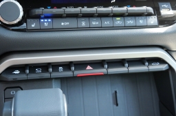 Toyota Tundra 4WD Limited CrewMax 5.5' Bed (Natl) 2026