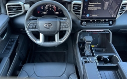 Toyota Tundra 4WD Limited CrewMax 5.5' Bed (Natl) 2026