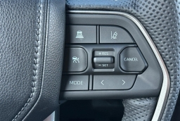 Toyota Tundra 4WD Limited CrewMax 5.5' Bed (Natl) 2026