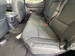 Toyota Tundra 4WD Limited CrewMax 5.5' Bed (Natl) 2026