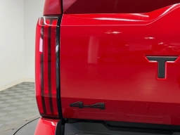 Toyota Tundra 4WD Limited CrewMax 5.5' Bed (Natl) 2026