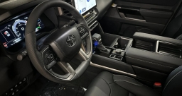 Toyota Tundra 4WD Limited Hybrid CrewMax 5.5' Bed (Natl) 2026