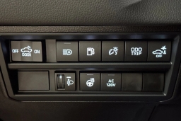 Toyota Tundra 4WD Limited Hybrid CrewMax 5.5' Bed (Natl) 2026