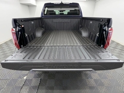 Toyota Tundra 4WD Platinum Hybrid CrewMax 5.5' Bed (Natl) 2026