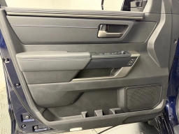 Toyota Tundra 4WD Platinum Hybrid CrewMax 5.5' Bed (Natl) 2026
