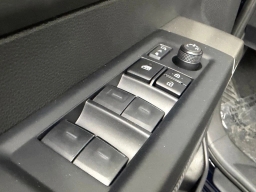 Toyota Tundra 4WD Platinum Hybrid CrewMax 5.5' Bed (Natl) 2026