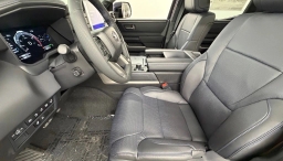 Toyota Tundra 4WD Platinum Hybrid CrewMax 5.5' Bed (Natl) 2026