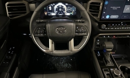 Toyota Tundra 4WD Limited Hybrid CrewMax 5.5' Bed (Natl) 2026