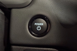 Toyota Tundra 4WD Limited Hybrid CrewMax 5.5' Bed (Natl) 2026