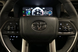 Toyota Tundra 4WD Limited Hybrid CrewMax 5.5' Bed (Natl) 2026