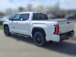 Toyota Tundra 4WD Limited Hybrid CrewMax 5.5' Bed (Natl) 2026