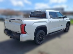 Toyota Tundra 4WD Limited Hybrid CrewMax 5.5' Bed (Natl) 2026