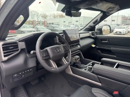Toyota Tundra 4WD Limited Hybrid CrewMax 5.5' Bed (Natl) 2026