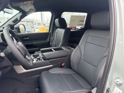 Toyota Tundra 4WD Limited Hybrid CrewMax 5.5' Bed (Natl) 2026