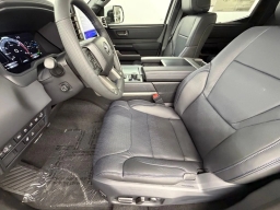 Toyota Tundra 4WD Platinum Hybrid CrewMax 6.5' Bed (Natl) 2026