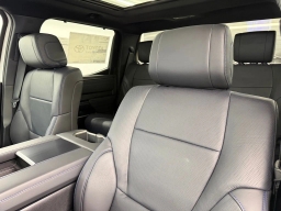Toyota Tundra 4WD Platinum Hybrid CrewMax 6.5' Bed (Natl) 2026