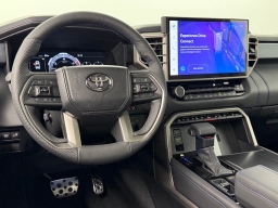 Toyota Tundra 4WD Platinum Hybrid CrewMax 6.5' Bed (Natl) 2026