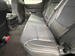 Toyota Tundra 4WD Platinum Hybrid CrewMax 6.5' Bed (Natl) 2026
